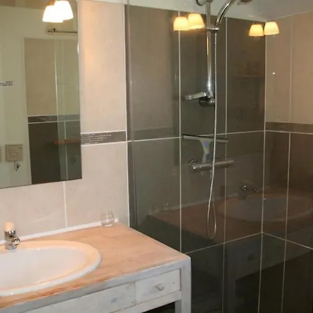 Holiday home Comfortable House With Garden In Location *